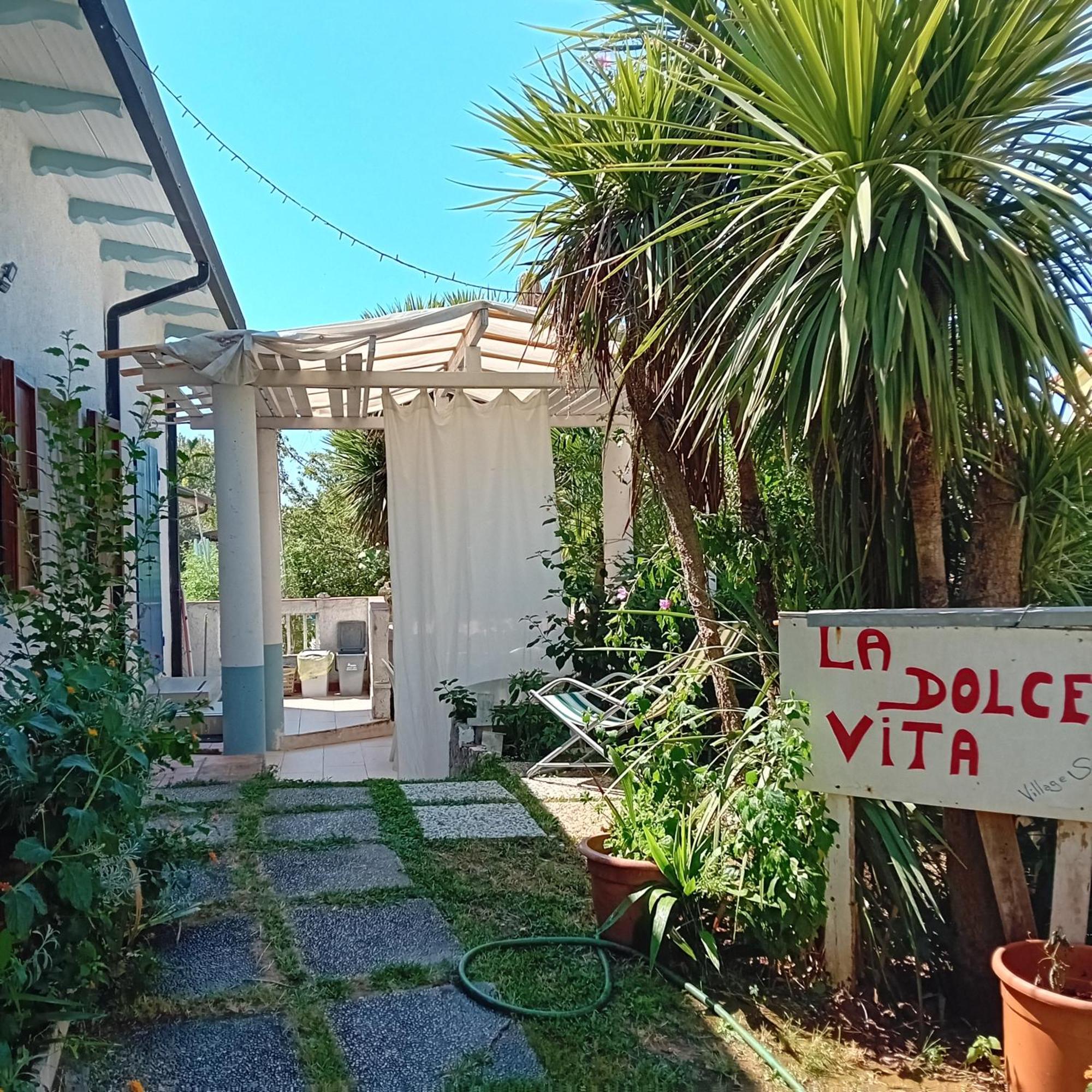Sogno Vacanze Leilighet Massa  Eksteriør bilde